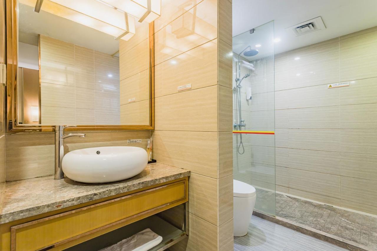 Super 8 Hotel Select Guangzhou Railway Station Xicun Subway Station Номер фото